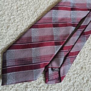 🌈 Hudson Room Burgundy Grey Plaid 100% Silk Men’s Tie